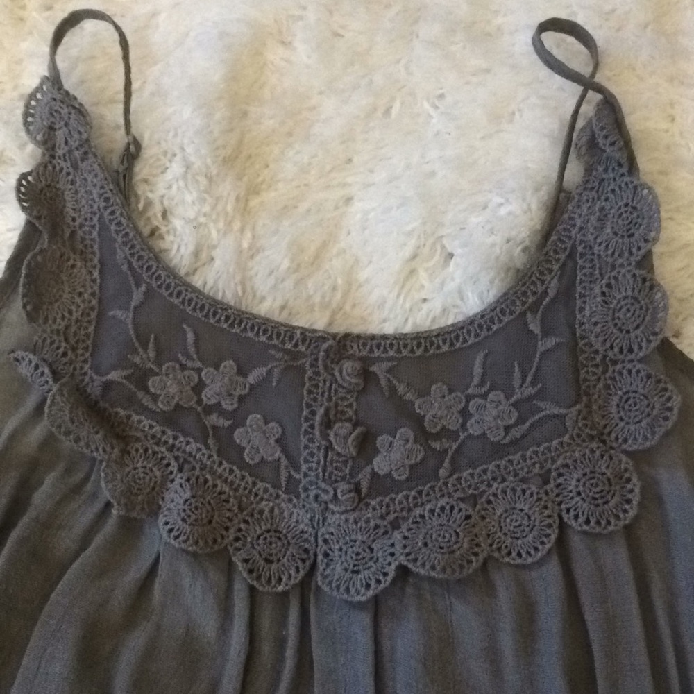 Gray Ruffle Tank Top - Picture 3 of 3